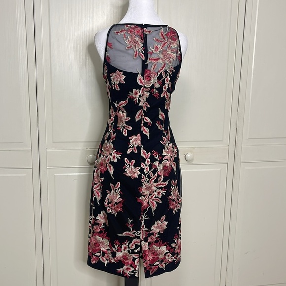 WHBM Embroidered Floral Mesh Sheath Dress Black/Pink Size 4 Flattering - Picture 5 of 12